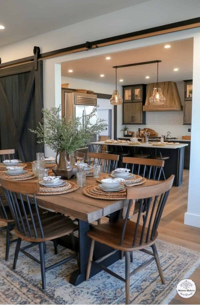 farmhouse dining room ideas - sliding barn doors