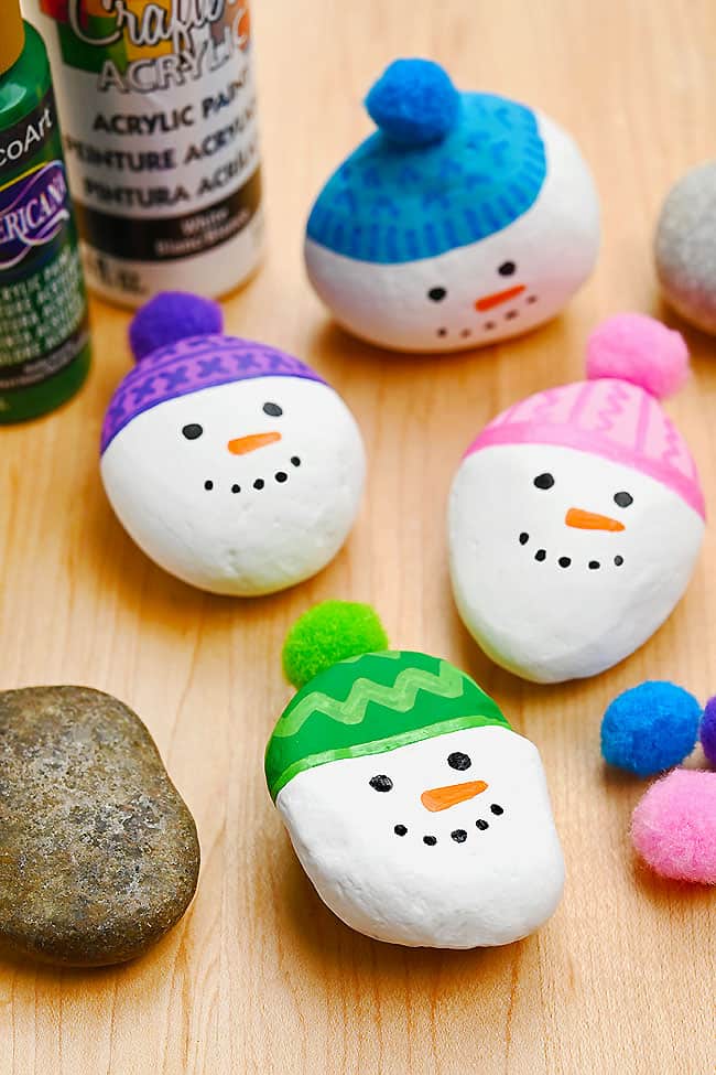 winter crafts for kids - snowman painted rocks